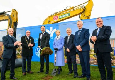 Taoiseach turns the sod on new Sisk €190m Limerick hospital project